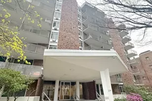 19 Winchester St, Brookline, MA 02446 - Photo 11