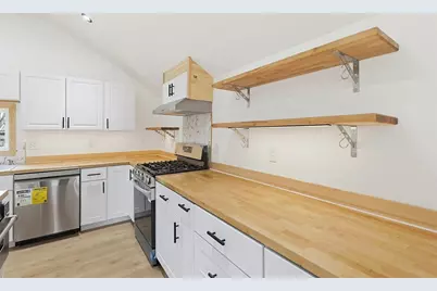 3 Robert St, Attleboro, MA 02703 - Photo 5