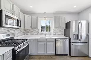 153 Pilgrim St, Abington, MA 02351 - Photo 5