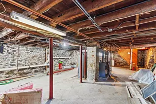 68 Dalton St, Lowell, MA 01850 - Photo 35