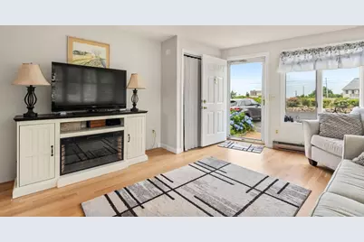 340 Granite St #5, Rockport, MA 01966 - Photo 5