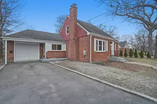 104 Pittroff Ave, South Hadley, MA 01075 - Photo 3