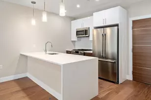 425 Lagrange St, Boston, MA 02132 - Photo 5