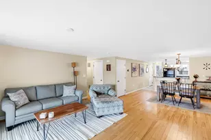 126 Merrimac St, Newburyport, MA 01950 - Photo 11