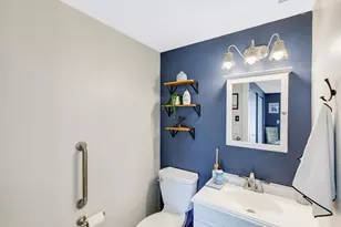 126 Merrimac St, Newburyport, MA 01950 - Photo 17