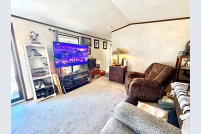 868 Southampton Rd #54, Westfield, MA 01085 - Photo 3