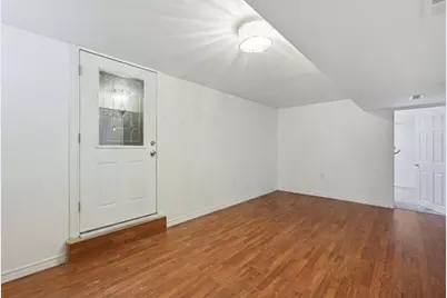 238 Sterling St, Fall River, MA 02721 - Photo 15