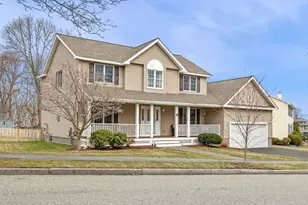 7 Hilltop Dr, Peabody, MA 01960 - Photo 1