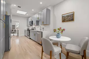 14 Claflin Rd, Brookline, MA 02445 - Photo 9