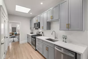 14 Claflin Rd, Brookline, MA 02445 - Photo 11