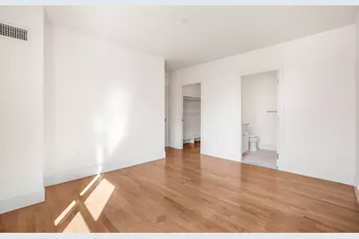 116-128 Rantoul St. #509, Beverly, MA 01915 - Photo 15