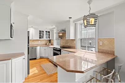 1 Mason St #2, Marblehead, MA 01945 - Photo 7