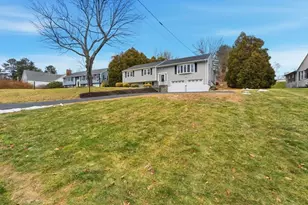 38 Juniper Ln, Holden, MA 01520 - Photo 27