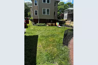 60-62 Cloverdale Rd #62, Newton, MA 02461 - Photo 13
