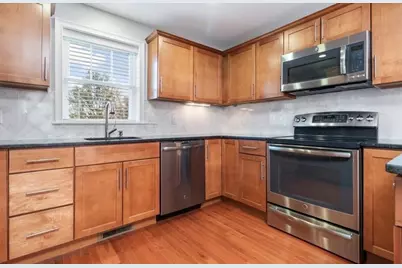 38 Webster Sr #2, Needham, MA 02494 - Photo 5