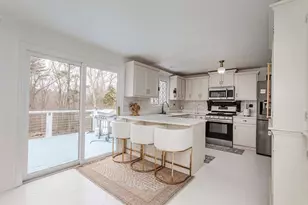 89 Lucas Dr, Stoughton, MA 02072 - Photo 3