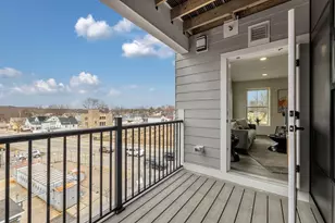 377 Cummins Hwy, Boston, MA 02131 - Photo 7