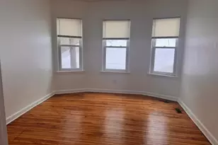 9 Creston St, Worcester, MA 01604 - Photo 1