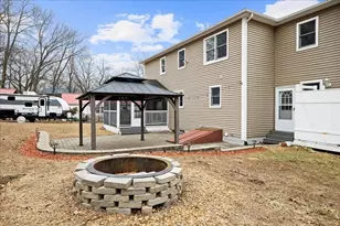 12 Bylund Ave, Auburn, MA 01501 - Photo 33