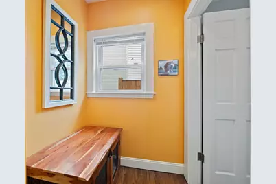 24 Moseley St, Boston, MA 02125 - Photo 9