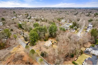 53 Elmwood Rd, Wellesley, MA 02481 - Photo 7