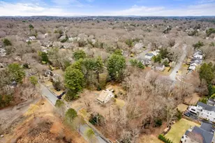 53 Elmwood Rd, Wellesley, MA 02481 - Photo 7