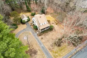 53 Elmwood Rd, Wellesley, MA 02481 - Photo 1