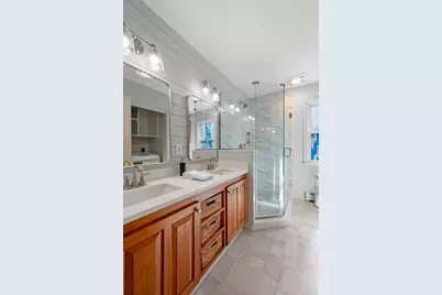 154 R Eastern Ave, Essex, MA 01929 - Photo 23