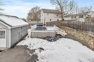 48 Saratoga St, Lynn, MA 01902 - Photo 31