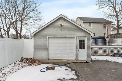 48 Saratoga St, Lynn, MA 01902 - Photo 35