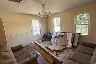 174 W Broadway, Gardner, MA 01440 - Photo 3