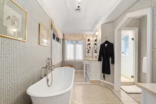 66 Montrose St, Newton, MA 02458 - Photo 17