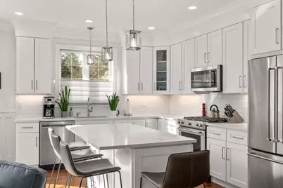 210 Evelyn #210, Newton, MA 02468 - Photo 11