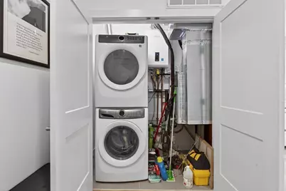 946 Saratoga Street #303, Boston, MA 02128 - Photo 19