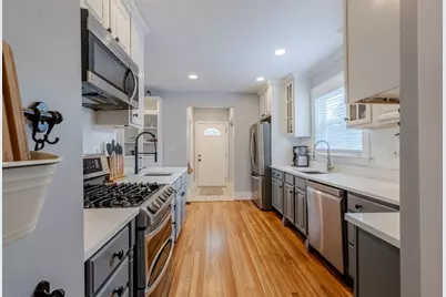 576 Walpole St, Norwood, MA 02062 - Photo 11