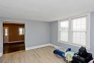 328 Newton St, South Hadley, MA 01075 - Photo 9
