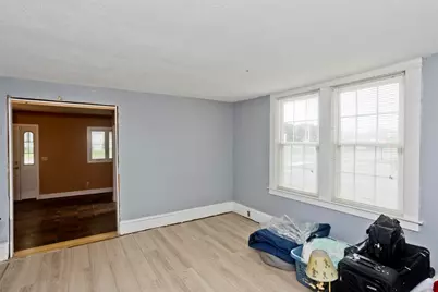 328 Newton St, South Hadley, MA 01075 - Photo 9
