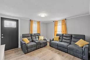 1430 Mammoth Rd, Dracut, MA 01826 - Photo 11