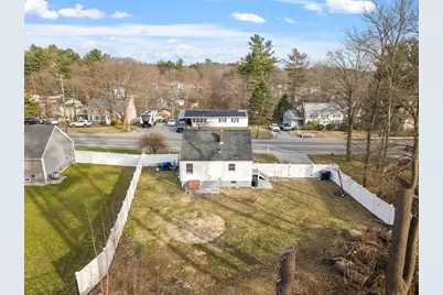 1430 Mammoth Rd, Dracut, MA 01826 - Photo 37