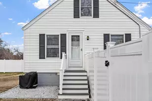 1430 Mammoth Rd, Dracut, MA 01826 - Photo 21