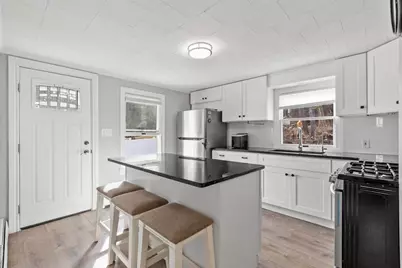 1430 Mammoth Rd, Dracut, MA 01826 - Photo 3