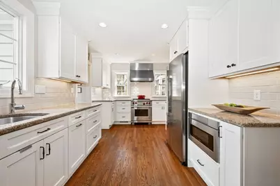 120 Forest St, Wellesley, MA 02481 - Photo 17
