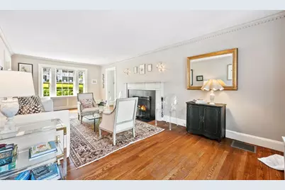 120 Forest St, Wellesley, MA 02481 - Photo 7