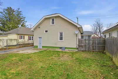 24 Jasper St, Springfield, MA 01109 - Photo 41