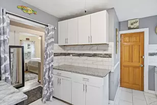 24 Jasper St, Springfield, MA 01109 - Photo 11