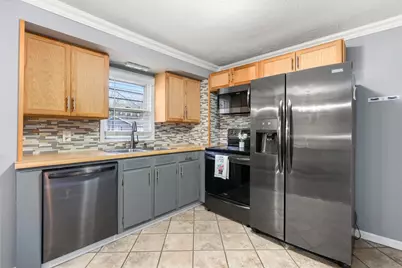 19 New Ludlow Rd, Granby, MA 01033 - Photo 11