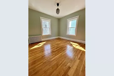 35 Amherst St #2, Boston, MA 02131 - Photo 3