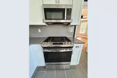 35 Amherst St #2, Boston, MA 02131 - Photo 9