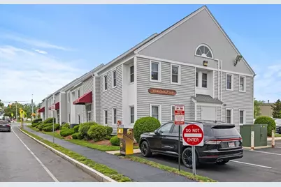 384 Lowell Street #205 & 205B, Wakefield, MA 01880 - Photo 3