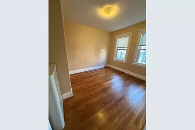 175 Warren St #1, Newton, MA 02459 - Photo 5